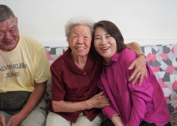 縣長周春米訪百歲人瑞獻祝福    長壽之道「找健康不找煩惱」