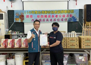愛心郵局出擊!屏東郵局攜物資進社區 暖心慰問長者