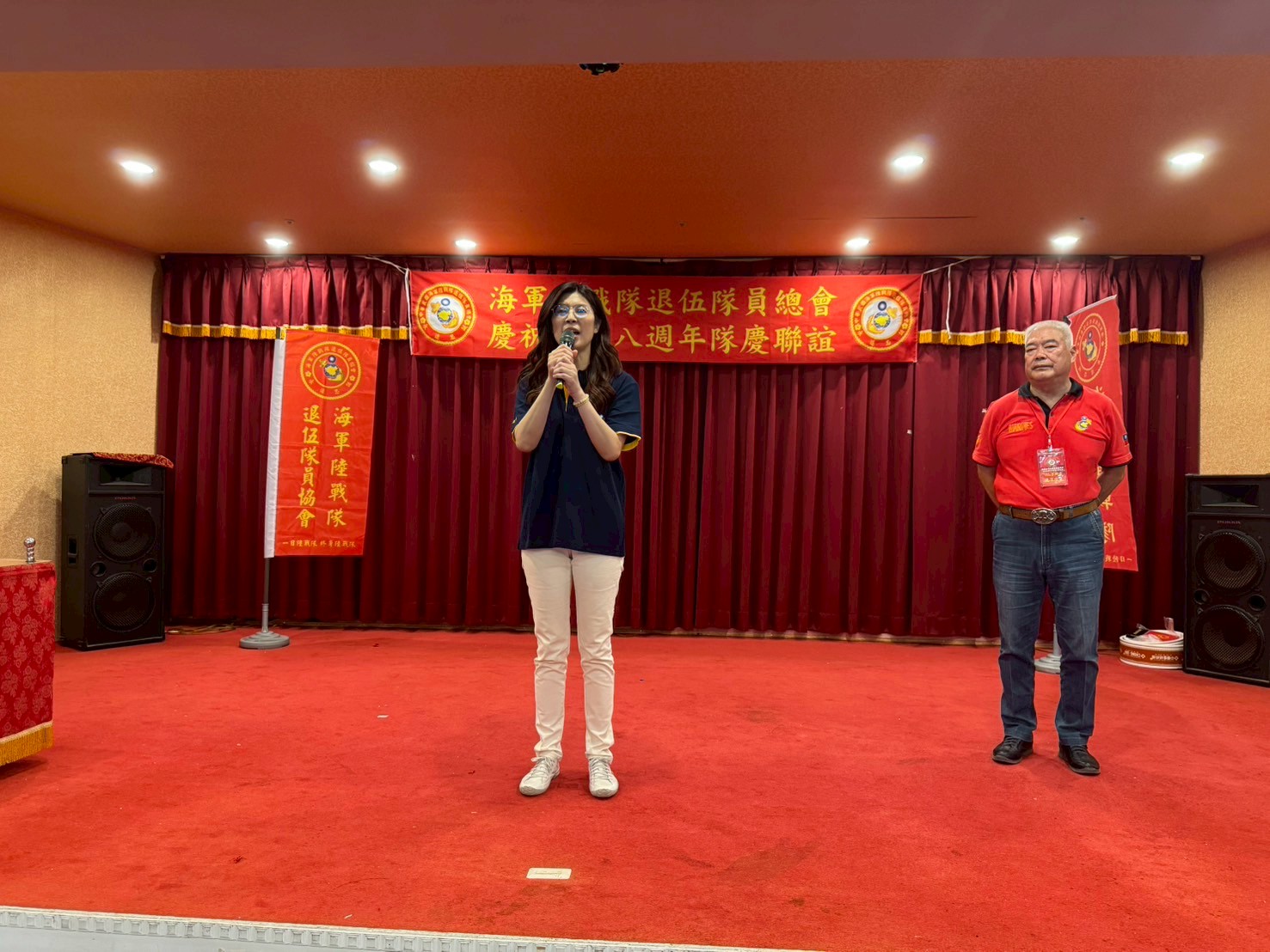 ▲ 國民黨新任黨主席鄭麗文於競選期間參加海軍陸戰隊退伍隊員總會活動,爭取黃復興及軍系系統黨員支持。(圖/翻攝自鄭麗文臉書)