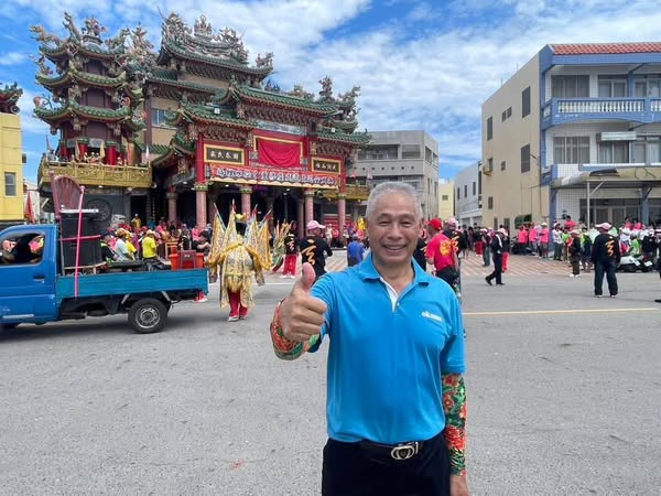 ▲前馬公市長葉竹林參與嵵裡水仙宮重修慶成祈安遶境大典。（圖／翻攝自葉竹林粉專）