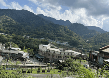 蜂香花語・礦路食味|平溪一日農遊體驗     走進山林、品味礦城     帶回最純粹的旅行記憶