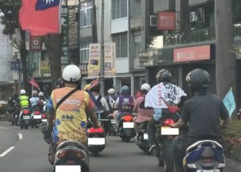 台灣光復節高雄車隊遊行活動 [喚醒沉睡中華魂]
