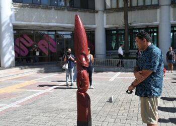 臺東獲贈星空羅盤雕刻柱Pou Haere   2026年完成全貌亮相