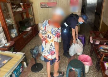 東港警結合直播主及下廍發展協會關懷弱勢