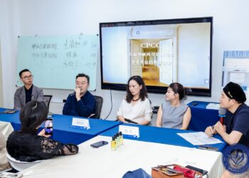 首屆海峽兩岸香氛趨勢論壇 產學界齊聚共論東方香氛新未來