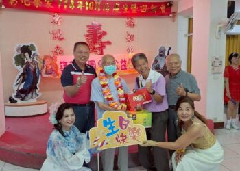 彰化榮家歡慶十月壽星 百歲范爺爺喜迎祝福溫馨滿堂
