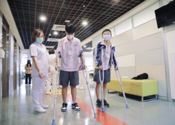 6校百名國中生參訪  博愛醫院學校攜手打造醫護職群扎根教育鏈