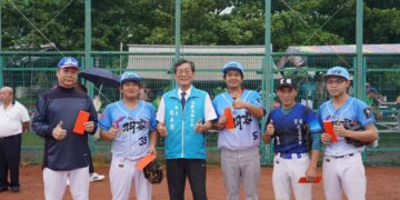 礁溪鄉鄉長盃慢速壘球錦標賽  14支隊伍同場競技