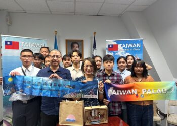 屏東高中生啟航帛琉 逐夢南島海洋