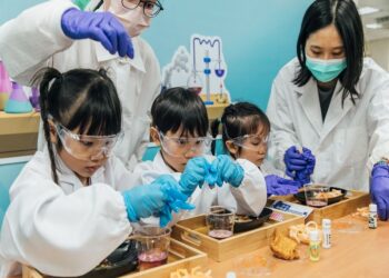 食安教育從小紮根 屏縣小小檢驗員火熱登場
