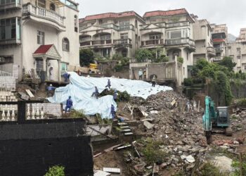 新店錦繡碧、瑤擋土牆監測點數值穩定     但泥沙局部沖刷     市府緊急撤離5戶、累積撤離136人