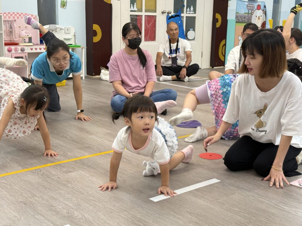 新北早療社資中心推「親子三合一課程」　助遲緩兒家庭從瑜珈、律動中看見孩子改變