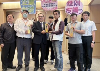 唯一公部門獲獎     新北友善建築工地評選出爐     肯定蘆洲長安停車場工程的污染管制與圍籬美化