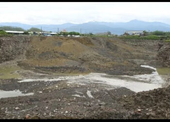 373美濃溪埔寮大峽谷 立法院衛生環境委員會23日赴高雄美濃溪埔寮大峽谷案 環保局回嗆立委:抹黑基層同仁(當地記者批註:一派胡言 不符事實