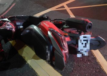 三民區鐵新二街二機車碰撞2騎士受傷送醫