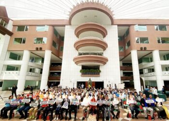 表揚工業區優秀員工 黃偉哲感謝卓越表現