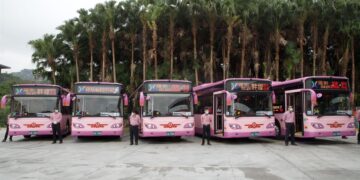 公共運輸的穩定力量 熟齡司機用經驗守護城市的每一段路