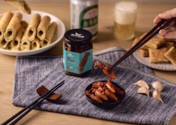 「國寶級美味再連莊」 基隆蔡技食品鎖管醬、千層豆腐岩手工煎餅再次奪得2025基隆最佳伴手禮