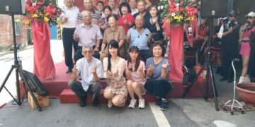 長腿美女陳雪萍現場獻唱傳遞正能量　妙善觀音文化季溫馨圓滿落幕