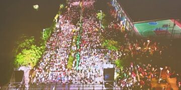 【打破派系、人民自發】林岱樺三鞠躬萬人回應，「我們站在妳後面」