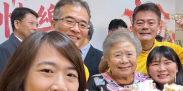 鏟子超人與冠軍阿嬤 宏國德霖科大花蓮光復救災受讚揚