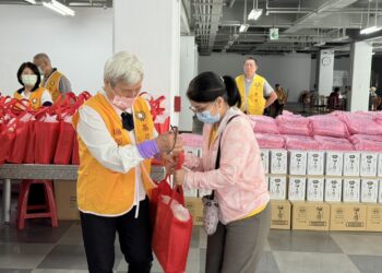 愛心29年不中斷     土城福山天惠堂攜手天華基金會     歲末為1400戶弱勢送暖心物資