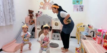 不只照顧!新北居家保母用音樂律動、親子共讀 豐富幼兒感官刺激與創造力