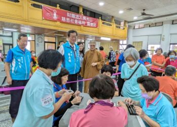 動腦動手樂活防失智  礁溪鄉「鄉長盃拉密大賽」百餘位長者參賽