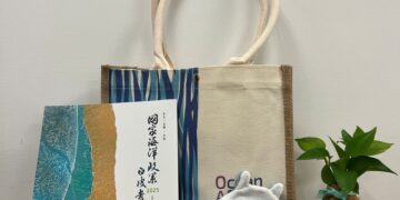 行政院會全員分享最新版海洋政策白皮書 海委會主委管碧玲感謝政院及各部會支持