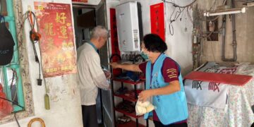 屏縣府表揚獨老關懷服務團隊 督導及志工們用心守護獨老