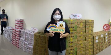 不為人知的天使     板橋天極佛堂四年捐405萬元物資     弘揚「一貫道」宗旨扶傾濟貧