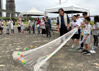 邁向十年里程碑!新北市八個浪路跑湧入2400名勇士 原民市集、文化體驗等你來