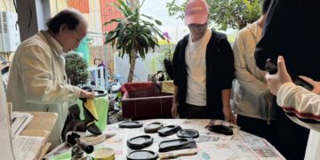 新加坡師生參訪二水經典小鎮  做石硯、品嘗復古餐廳的台式美味