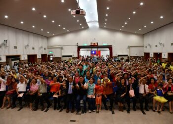 彰化市慶祝重陽節舉辦金婚夫婦表揚 共255對伉儷成為現代年輕夫妻典範