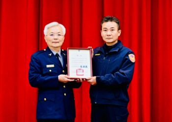 屏警民攜手創佳績 組長林進源、警員藍慶賢榮膺民防績優殊榮