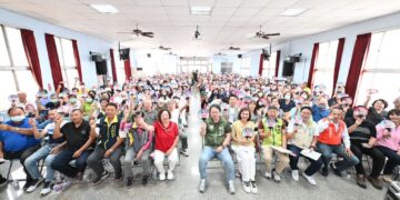 邱議瑩橋頭開講拚政策！　敬老卡加碼與新生兒希望帳戶大獲市民肯定