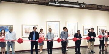 郭綜合醫院總裁郭宗正 畫展在台南市文化中心