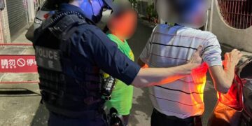 暖警協助老人返家 備受讚許