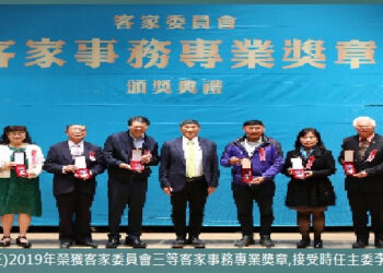 740[台灣客家[流行歌曲、歌譜、樂譜、音樂]製作人　邱從容不幸逝世，享年72歲