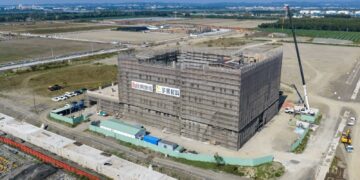 屏科首家廠商「宇晨材料」上梁 屏東高科技產業新邁進