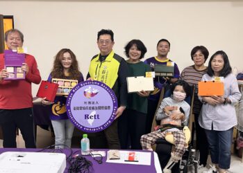 走進「搓手天使」的世界　薛兆基用行動擁抱雷特氏症