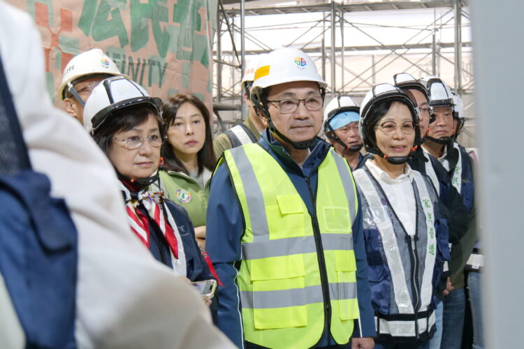 侯友宜視察蘆洲長安停車場 新北 6 年打造 121 座停車場、逾 4 萬個車位