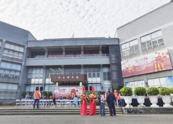 【歲稔人和、豆香滿城】萬丹跨年夜「燈火闌珊處」,萬馬奔騰迎新歲