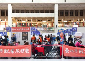 臺北就服處推動中高齡職務再設計 企業與熟齡員工一致好評