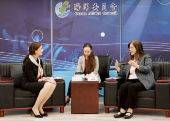 何曼麗拜會管碧玲 暗船偵知合作推進 台加海事工作坊明年首登台