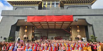 全球佛教聯合會館佛像開光暨慶成啟用大典 12國代表齊聚屏東 展現臺灣佛教團結與國際交流能量