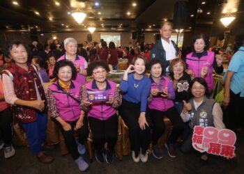 屏東縣表揚社區懷據點與獨老單位志工　用行動溫暖高齡人生