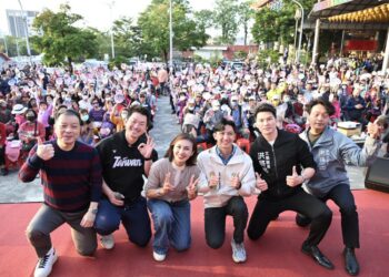 「連辦五場前鎮座談會再爆場! 鍾年晃、陳柏惟力挺:邱議瑩最能接棒陳其邁」