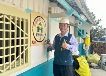 冬至暖心修繕　勞工局攜手做工行善團完成第320戶家園