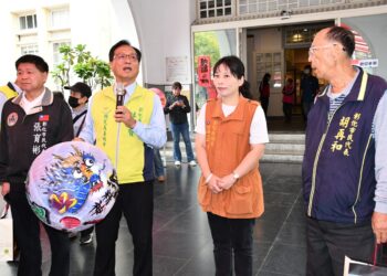 影音/藝術家彩繪彰邑百景  林世賢籲公共建設納入藝術文化元素